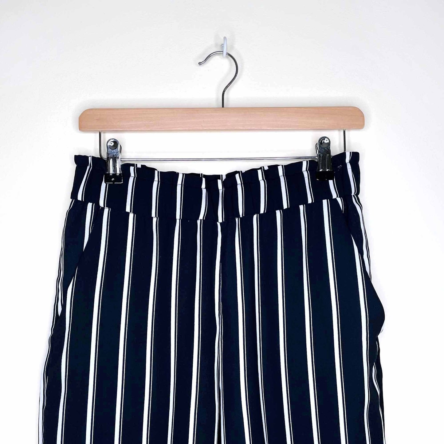 h&m high rise wide leg striped pants - size 6