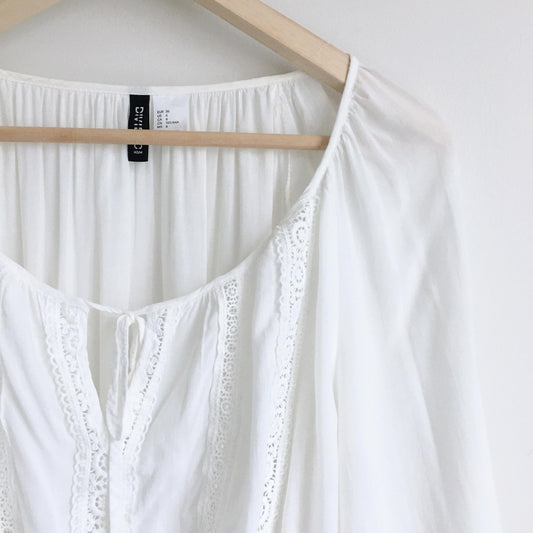 H&M boho peasant crop top - size 6