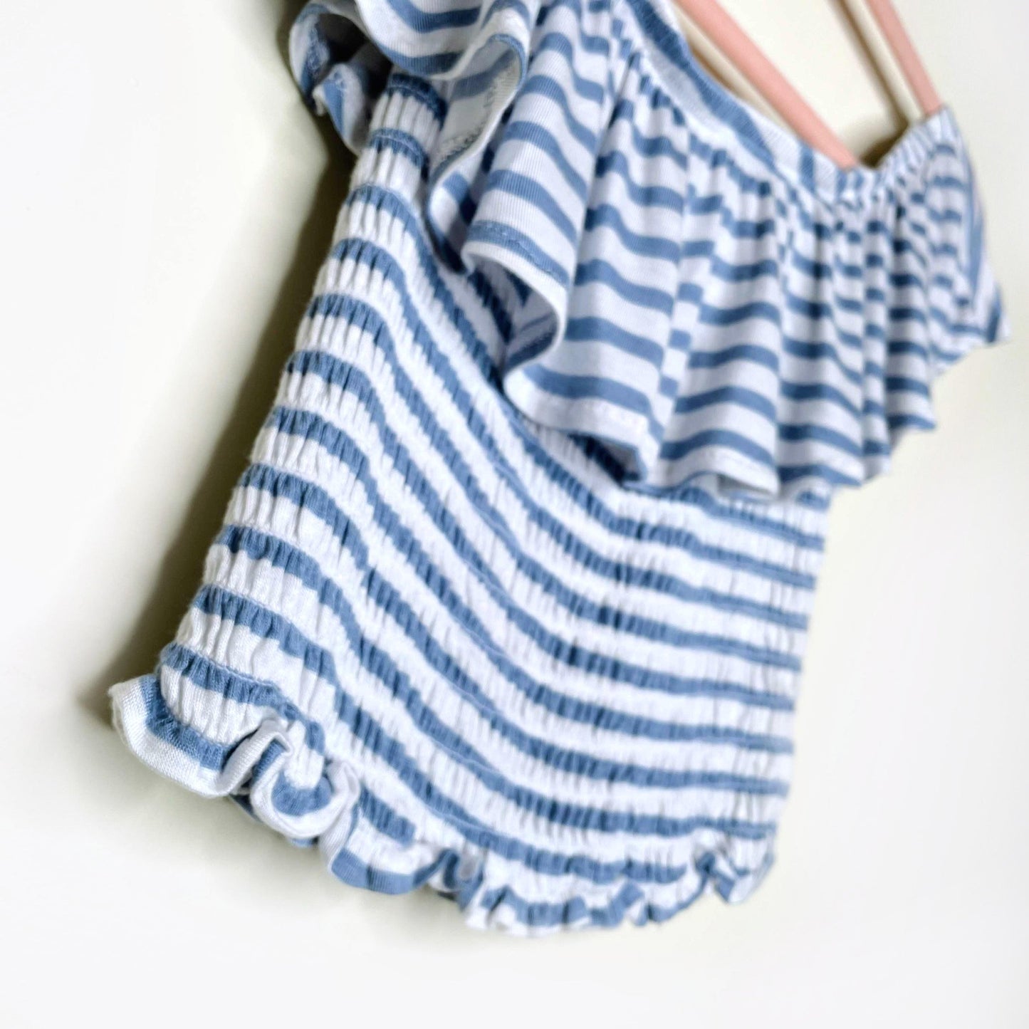 harlow off shoulder ruffle crop top - size xs