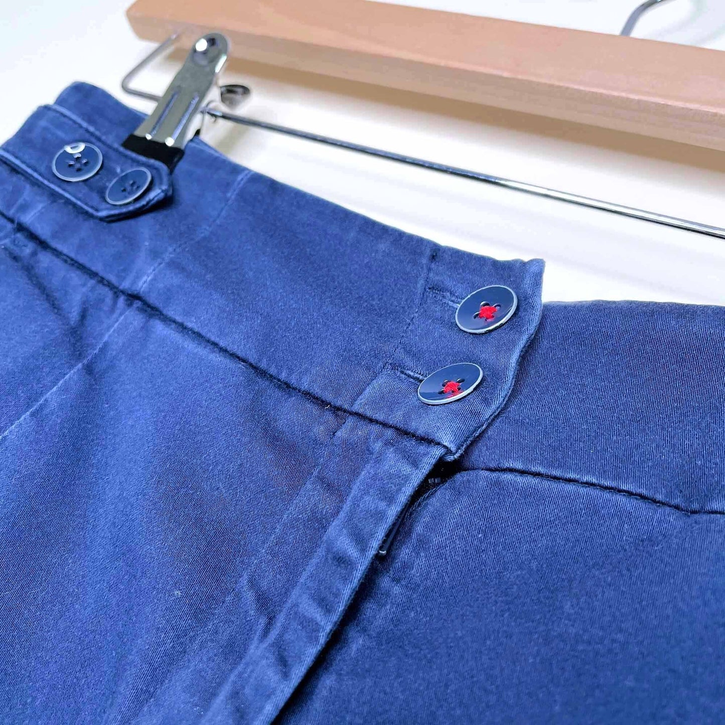 h&m high rise trouser shorts - size 4