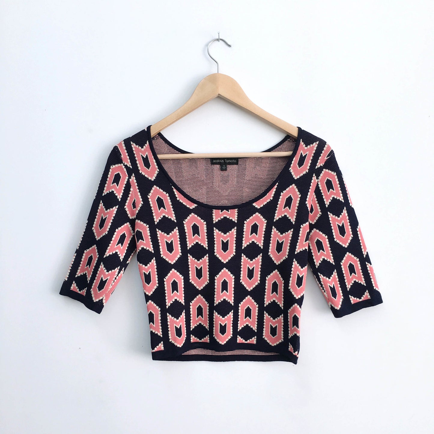 Jealous Tomato knit crop - size Small