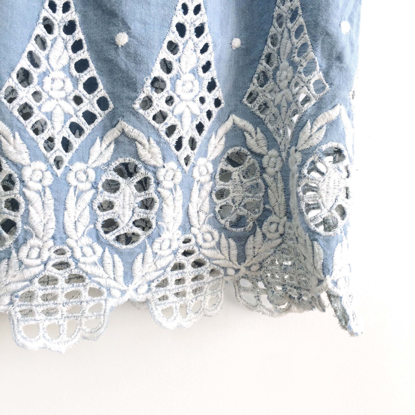 Joie Josepe Racerback Embroidered Tank - size xs