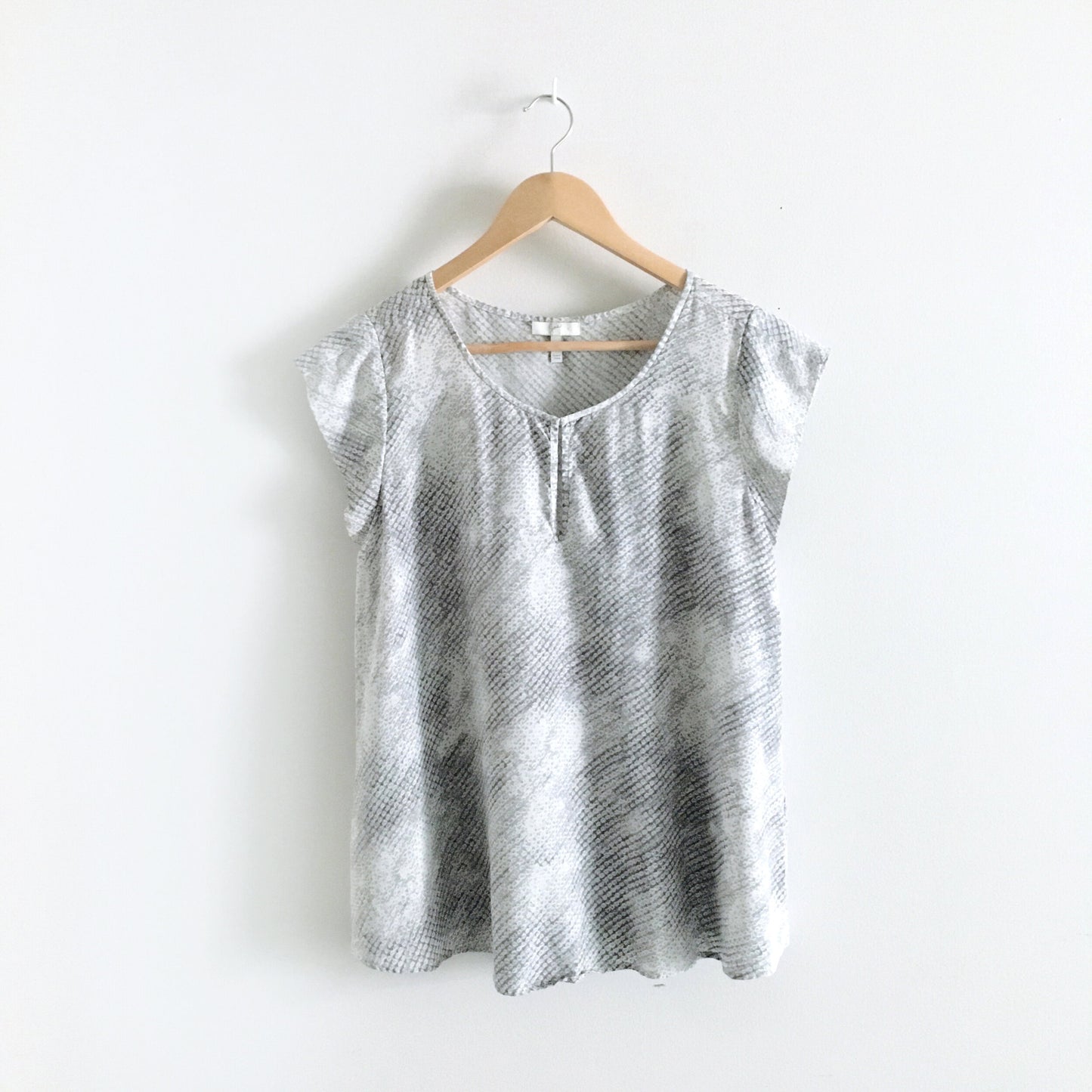 Joie Snakeskin Silk Keyhole Top - size Small