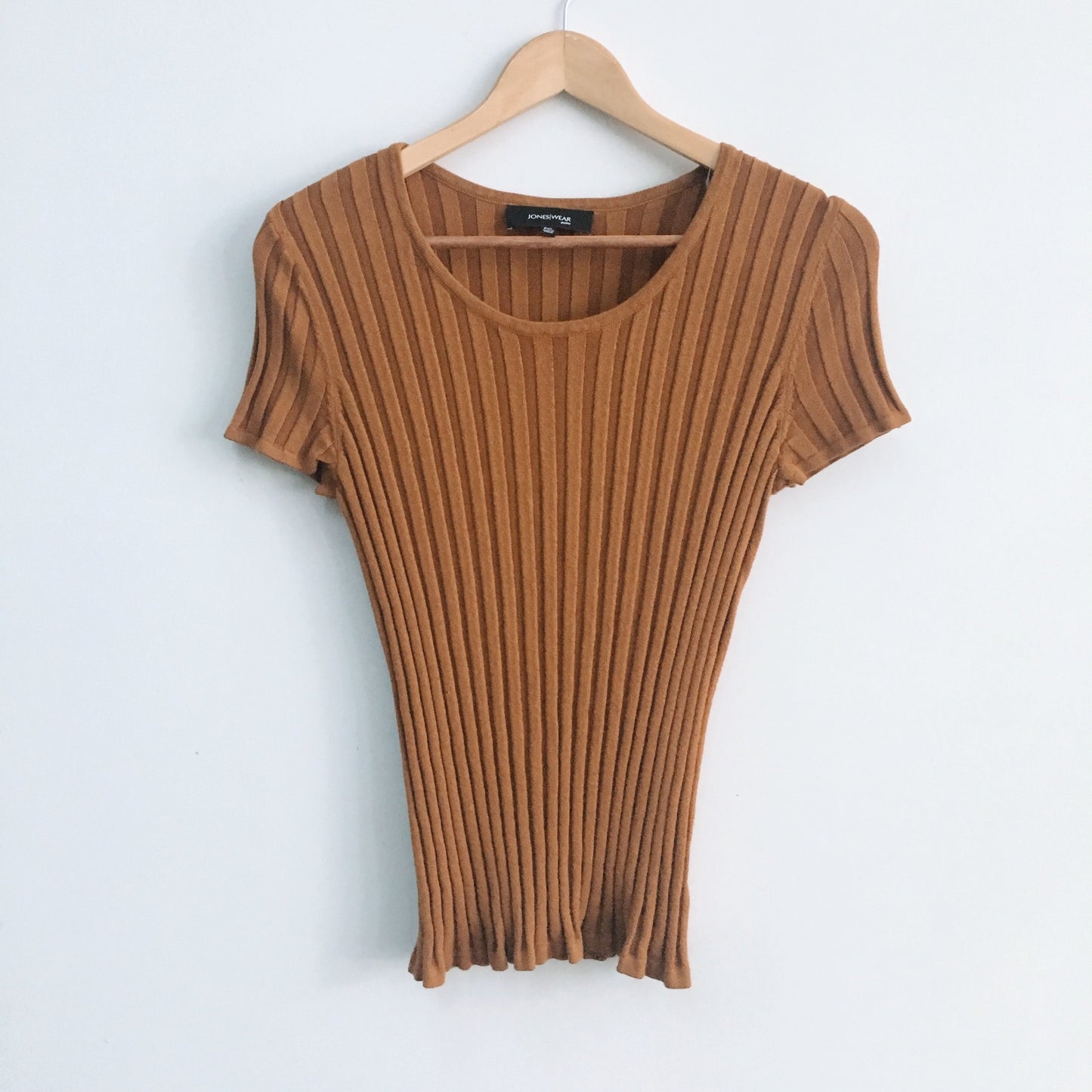 Jones NY Petite Vintage Ribbed Top - size Small