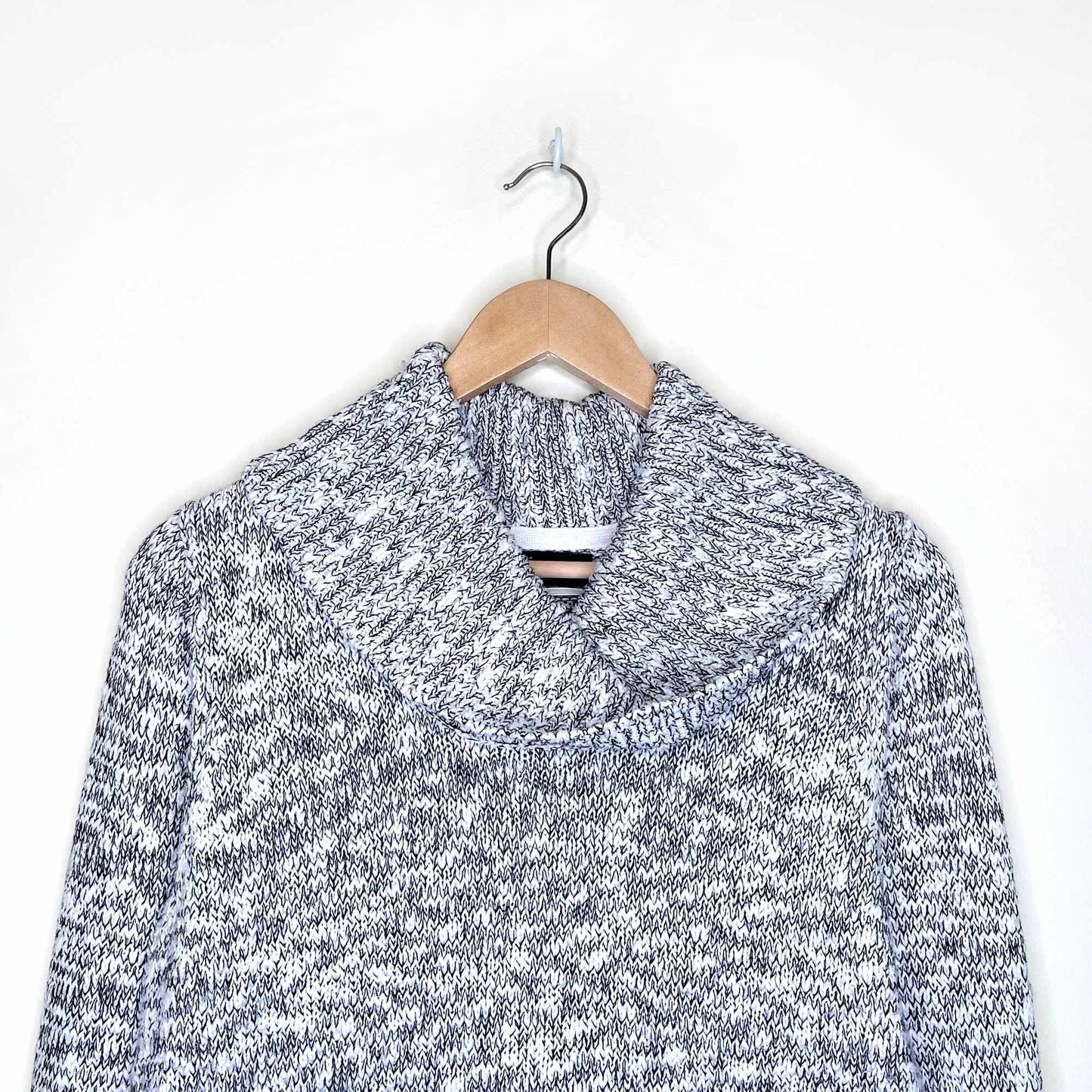 karl lagerfeld colour block turtleneck - size medium