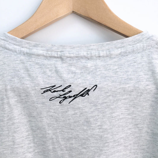 Karl Lagerfeld pearl initial tee - size Small