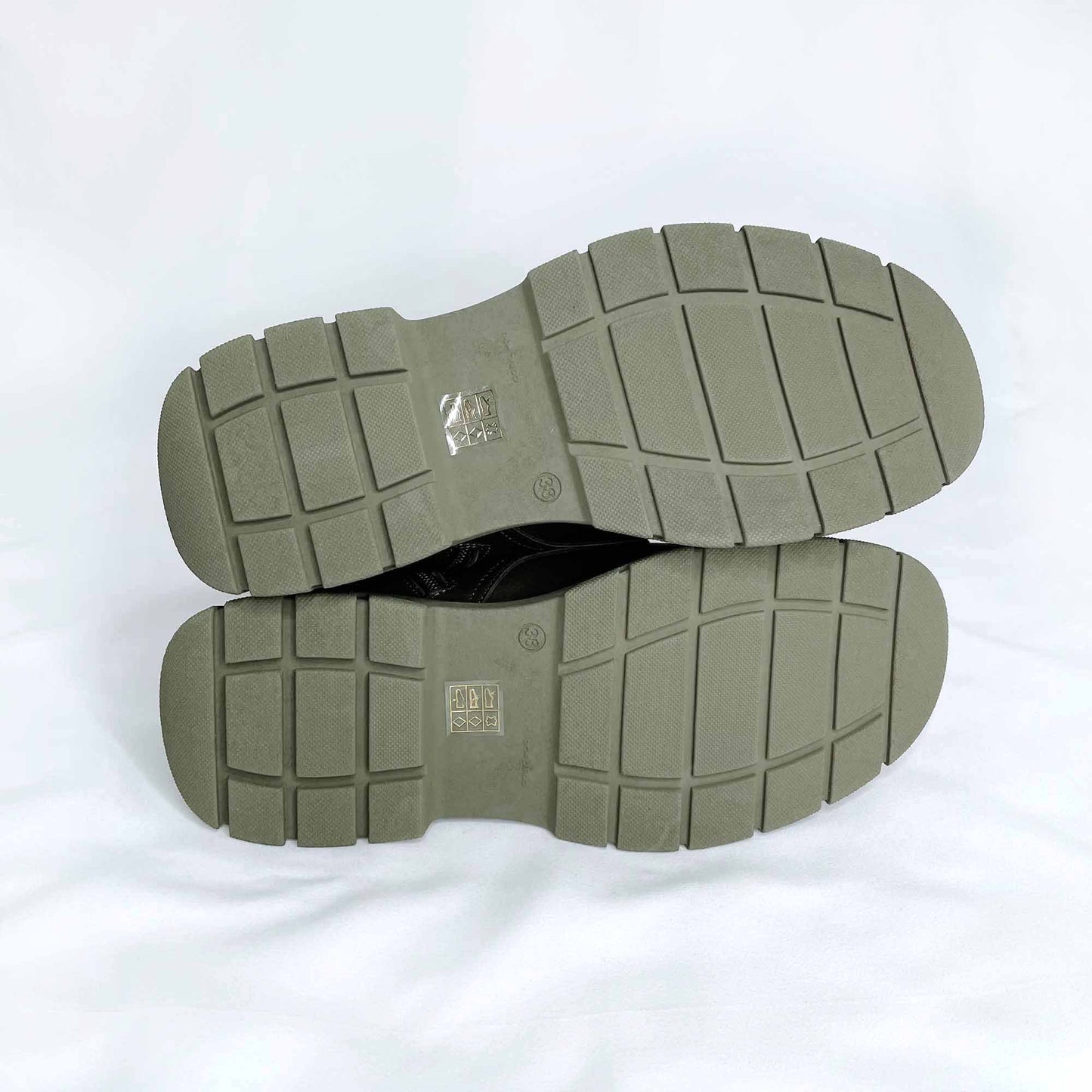 l'intervalle lug sole leather lace-up combat moto boot - size 38