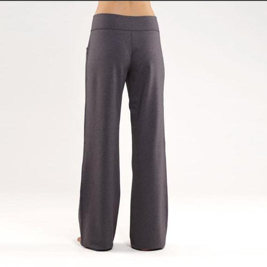 lululemon still high rise wide leg full length yoga pant - size 4 tall
