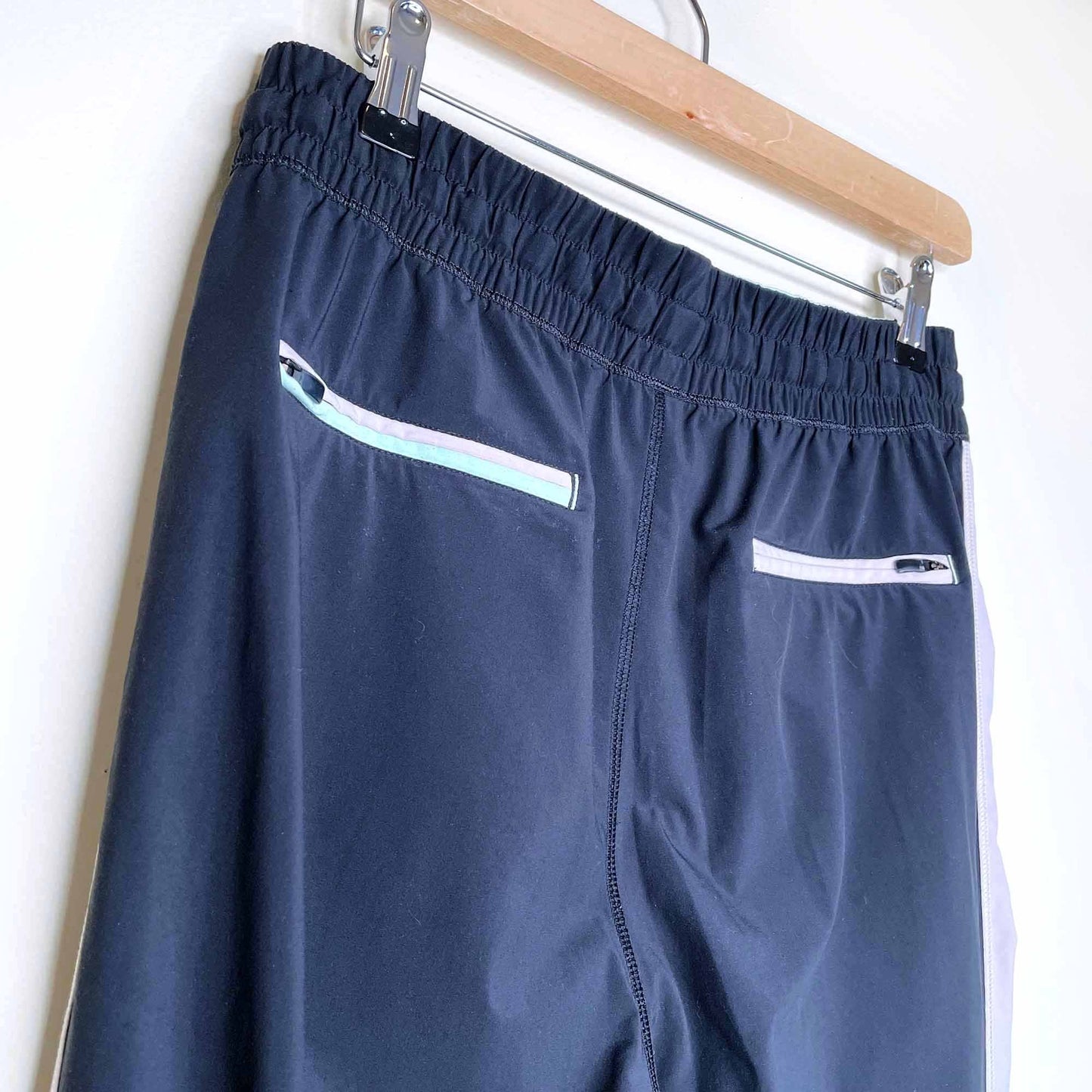 lululemon work it out swift joggers - size 6