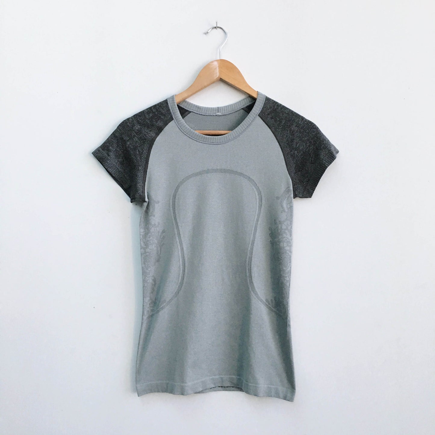 lululemon original swiftly tech - size 4