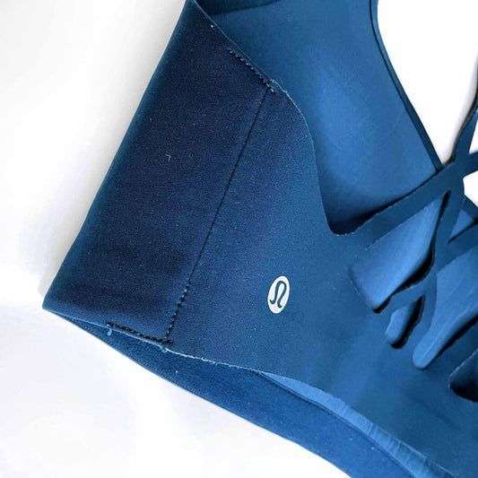 lululemon laser cut focused padded sports bra - 8 B/C