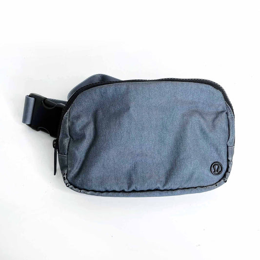 lululemon everywhere belt bag