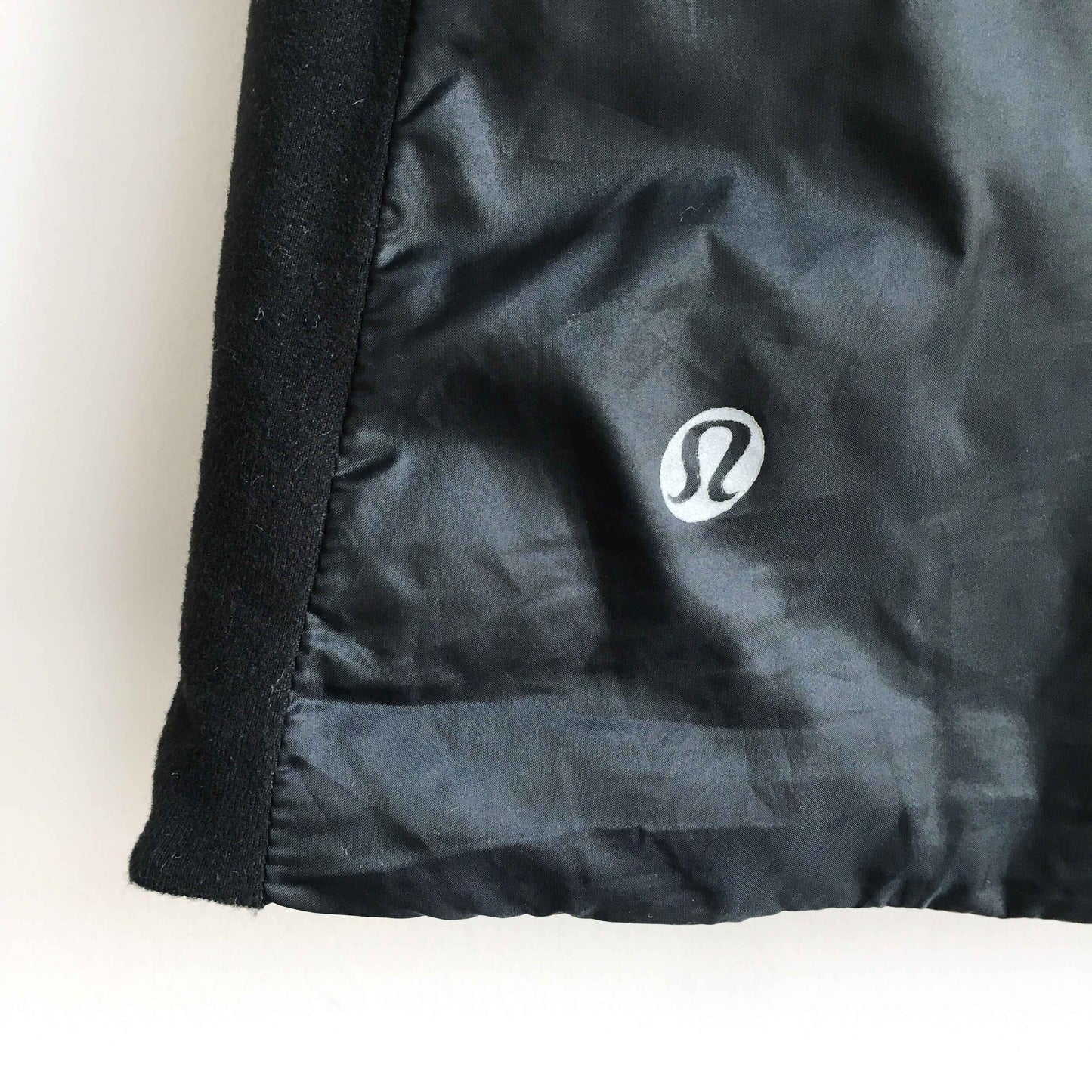 lululemon What the fluff reversible down vest - size 4