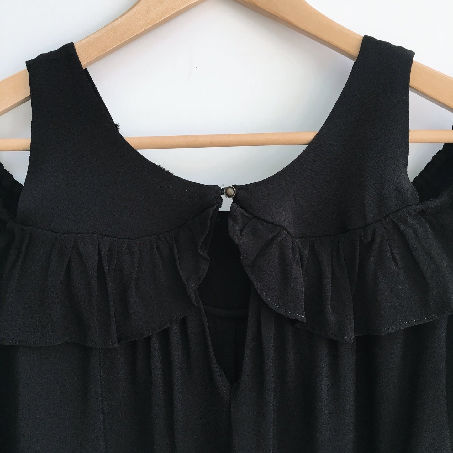 Maeve Brearly Open Shoulder Top - size 8