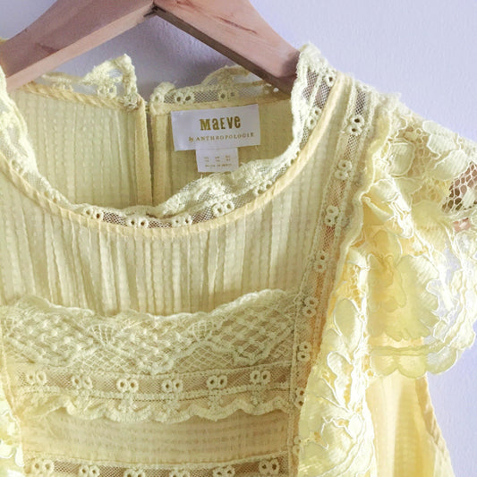 Maeve Victoria canary lace flutter Blouse - size 10