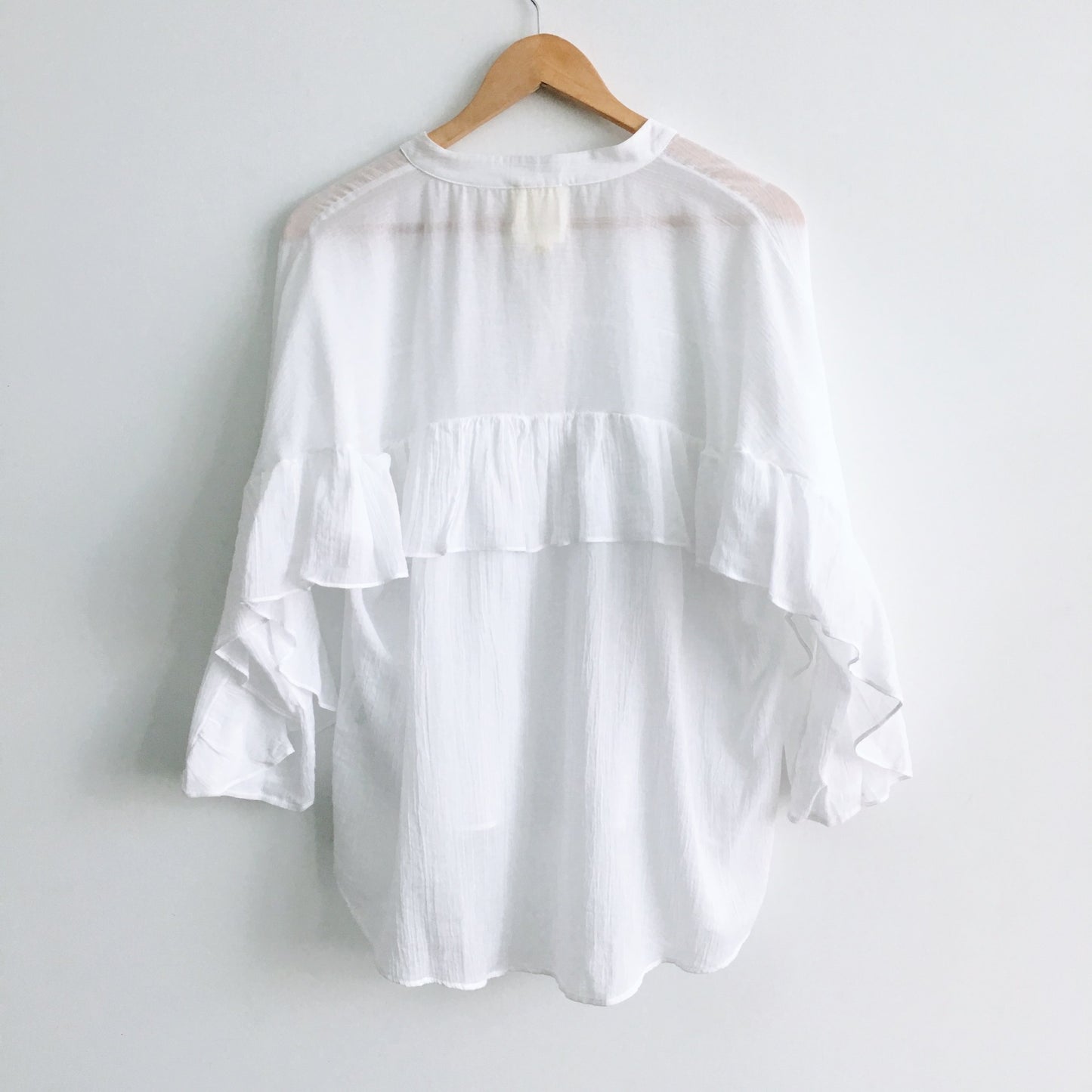 Maeve Ruffled Henley top - size Medium - Anthropologie