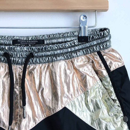 Scotch & Soda metallic track shorts - size P