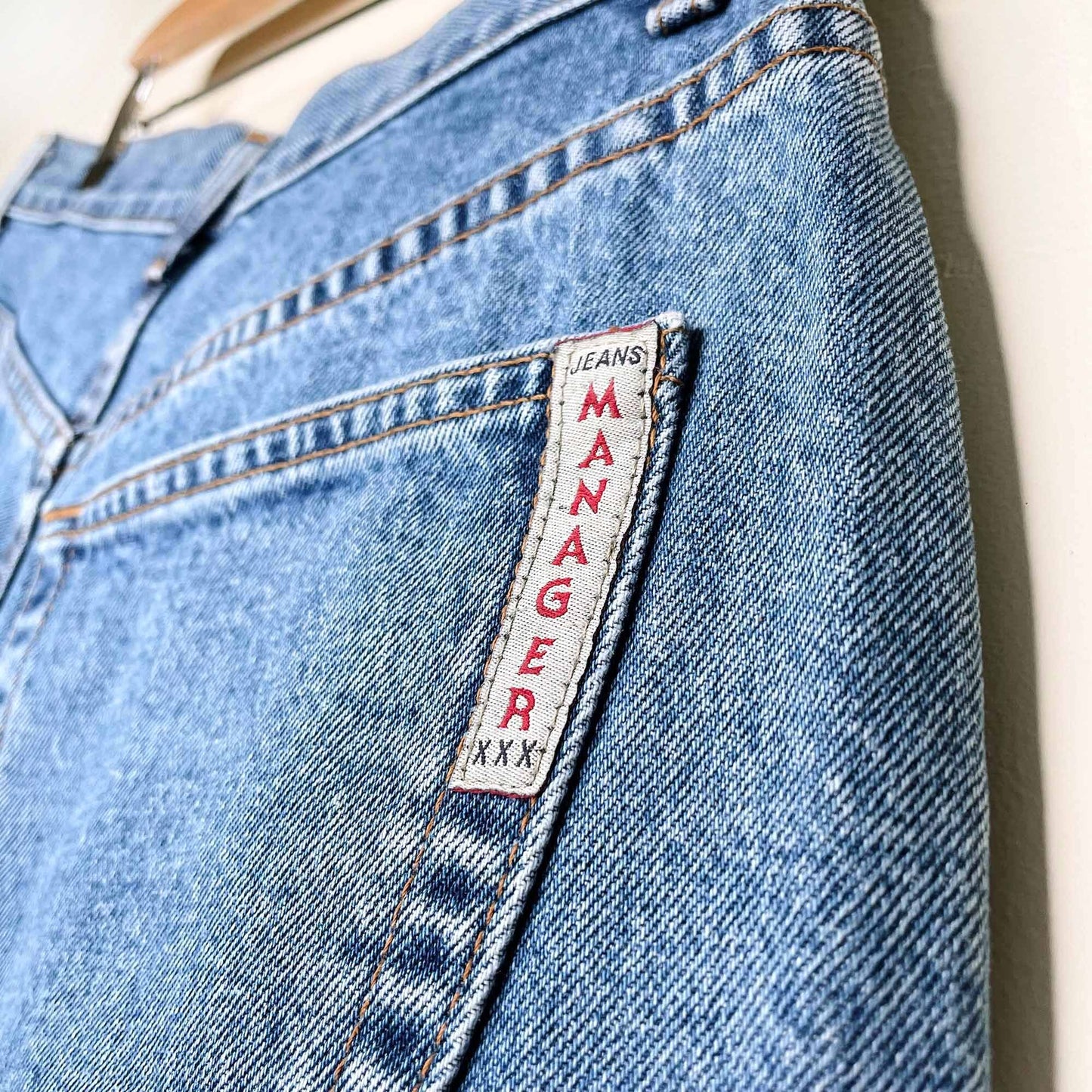 vintage manager jean shorts - size 34