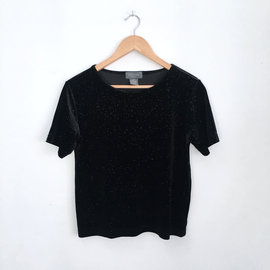 Mantles velvet sparkle holiday tee - size medium