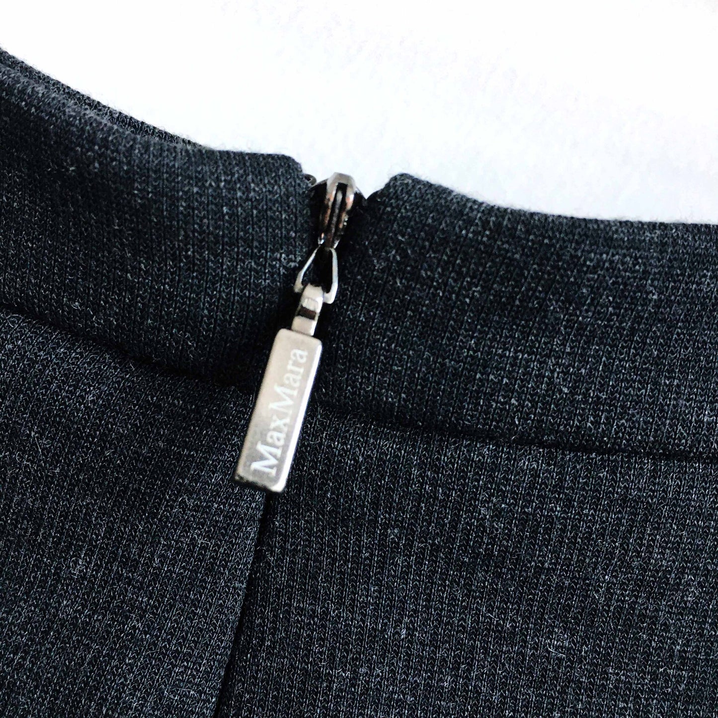 Max Mara draped silk front pencil skirt - size 4