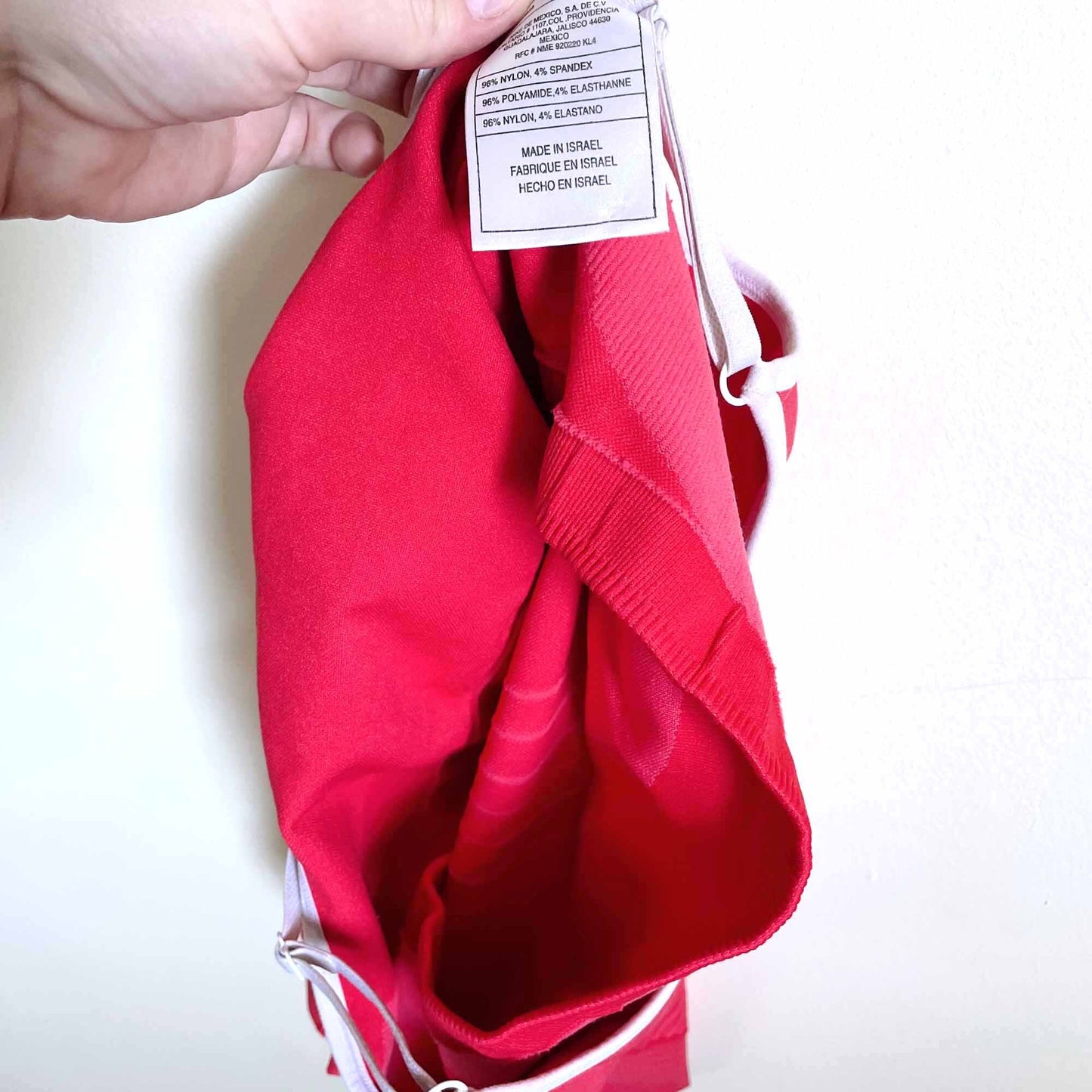 Nike seamless shelf bra tank - size Large