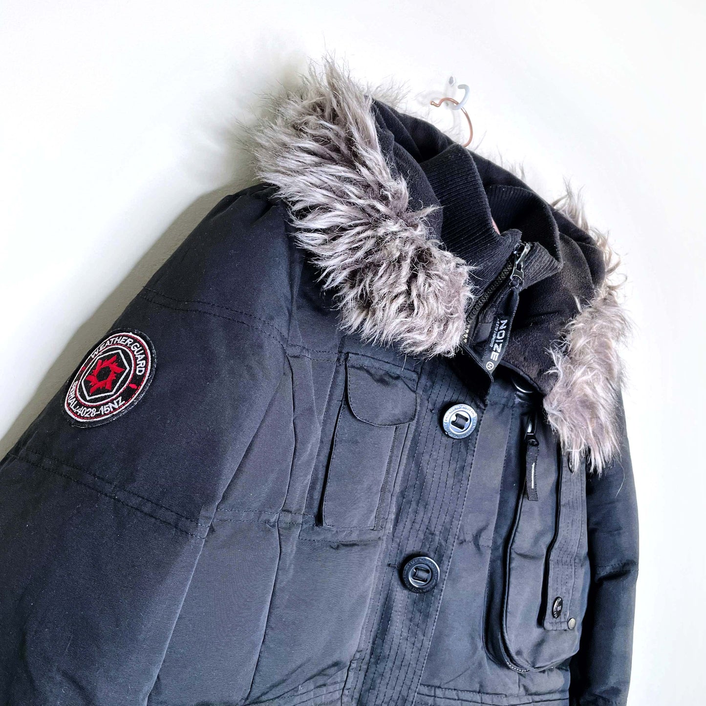 noize black vegan orea arctic engineered parka - size medium