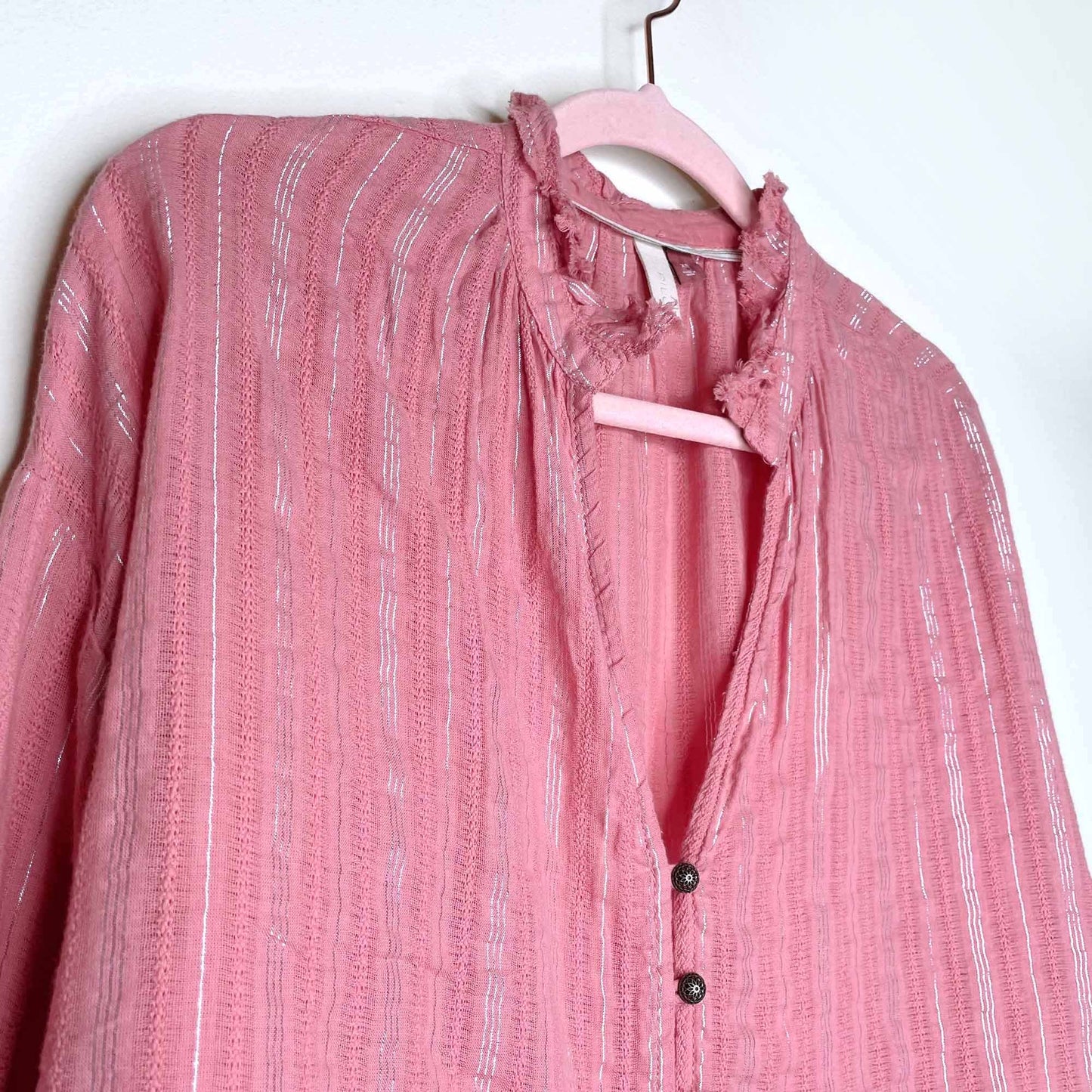 pilcro the tavi boho button down blouse - size xs