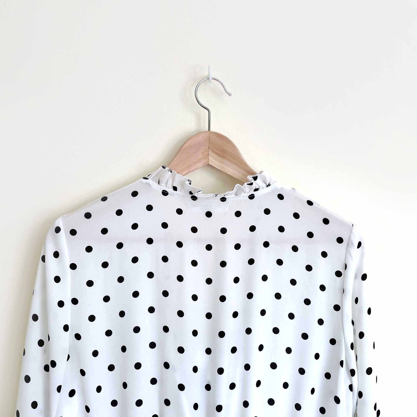 free generation polka dot ruffle romper - size medium