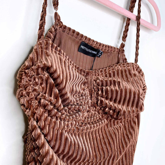 nwt prettylittlething velvet strappy underbust bodycon dress - size 6