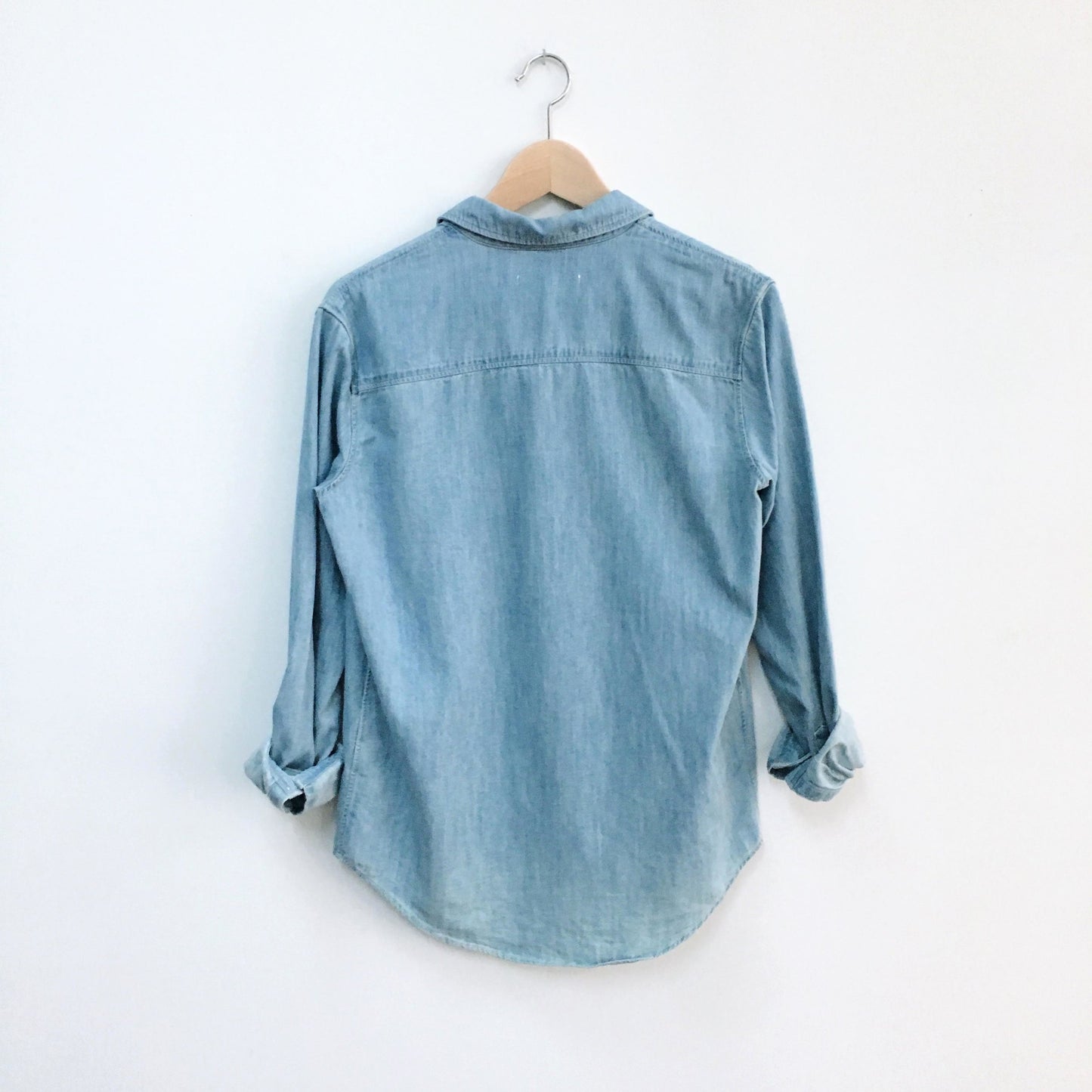 NWOT Rag & Bone Leeds Chambray Shirt - size xs