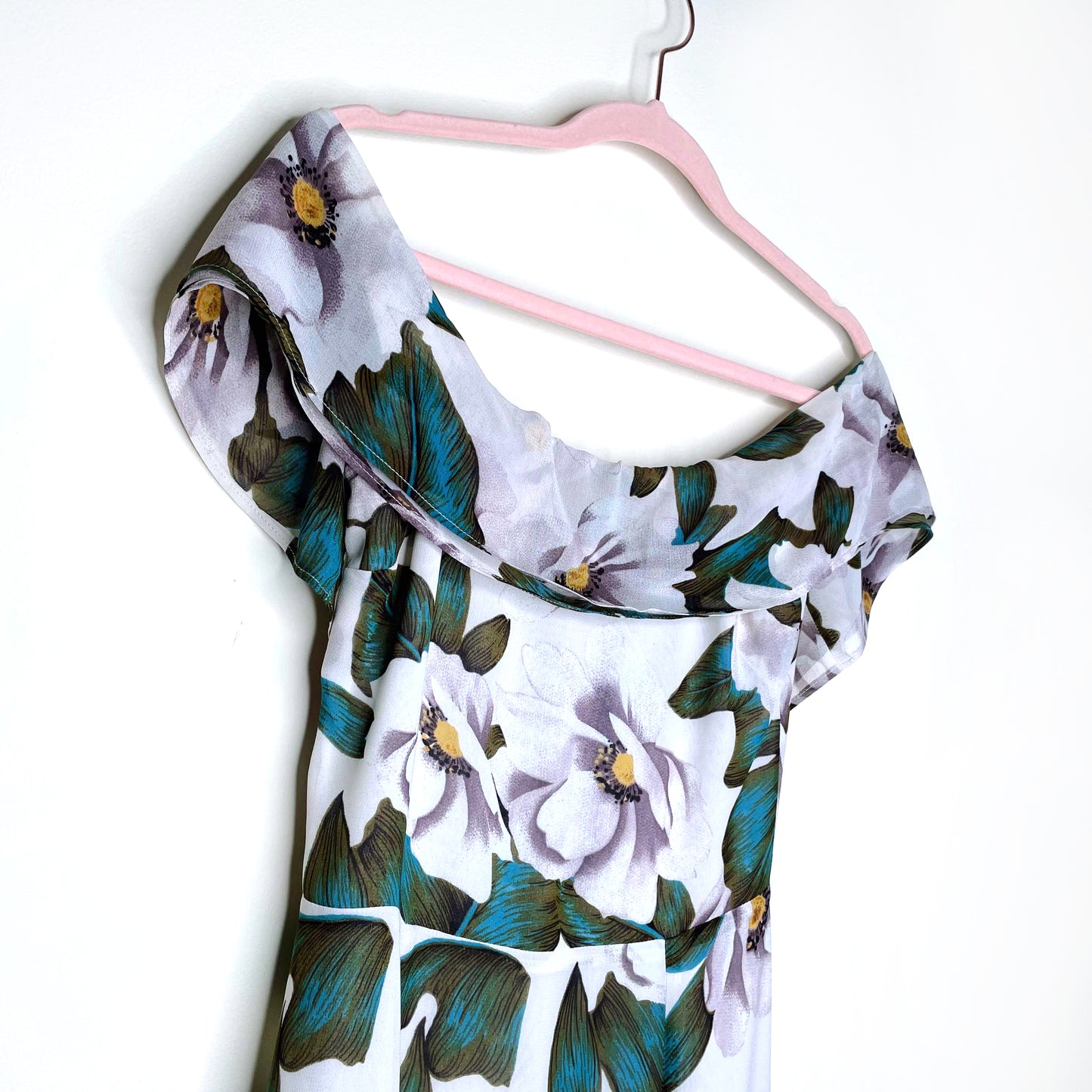 reformation off-shoulder white floral midi dress - size 4