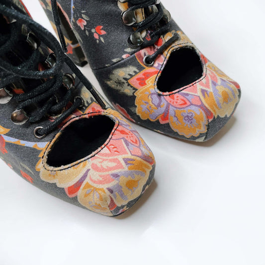 rodarte x opening ceremony floral lace-up booties - size 6