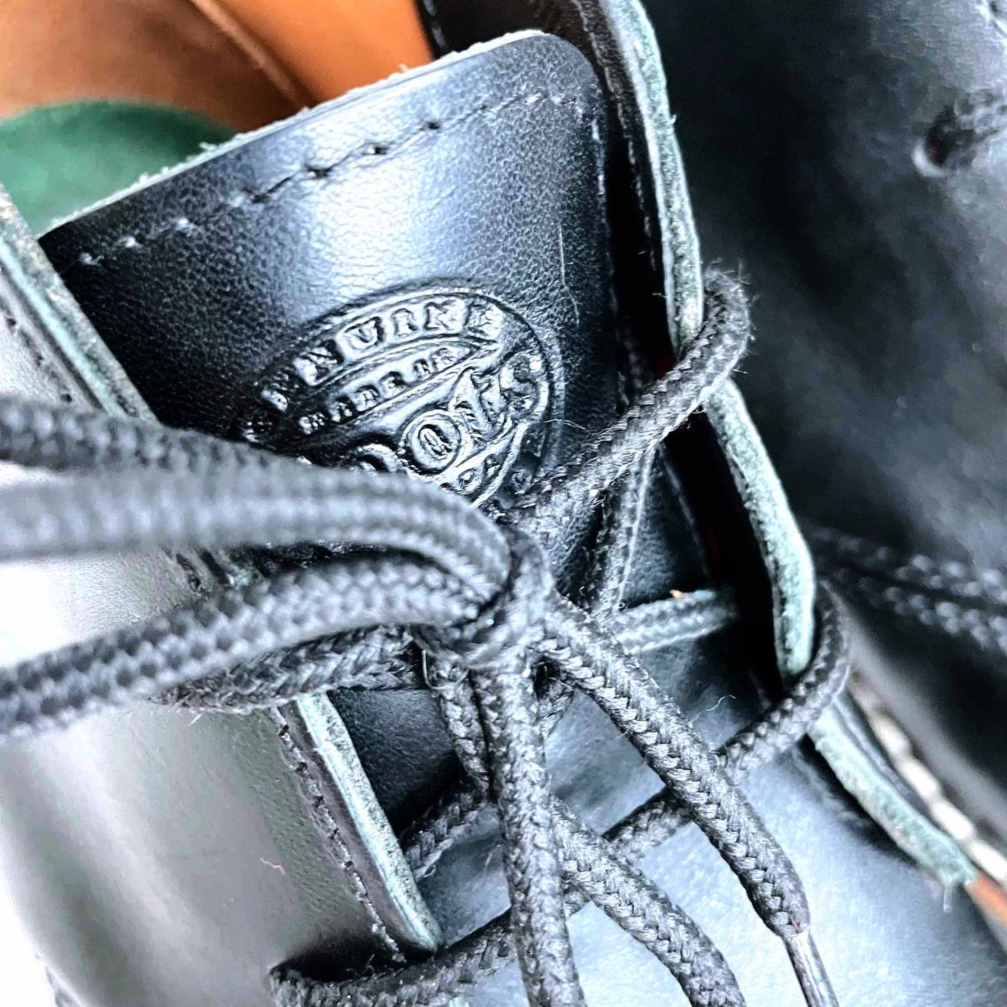 roots black lace up leather desert chukka boots - size 8