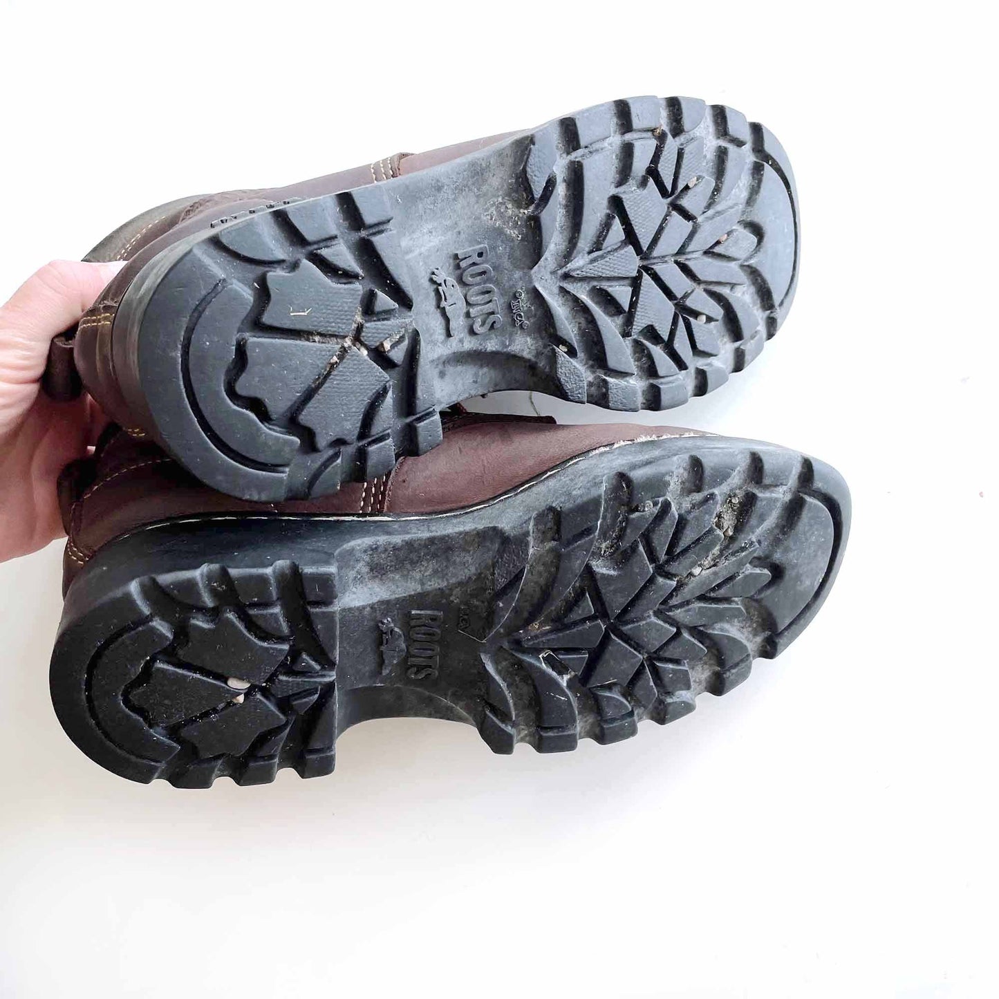 vintage roots tuff 90's lace up hiking boots - size 7