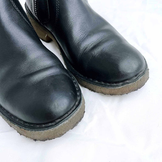 roots black leather shorty boot - size 6