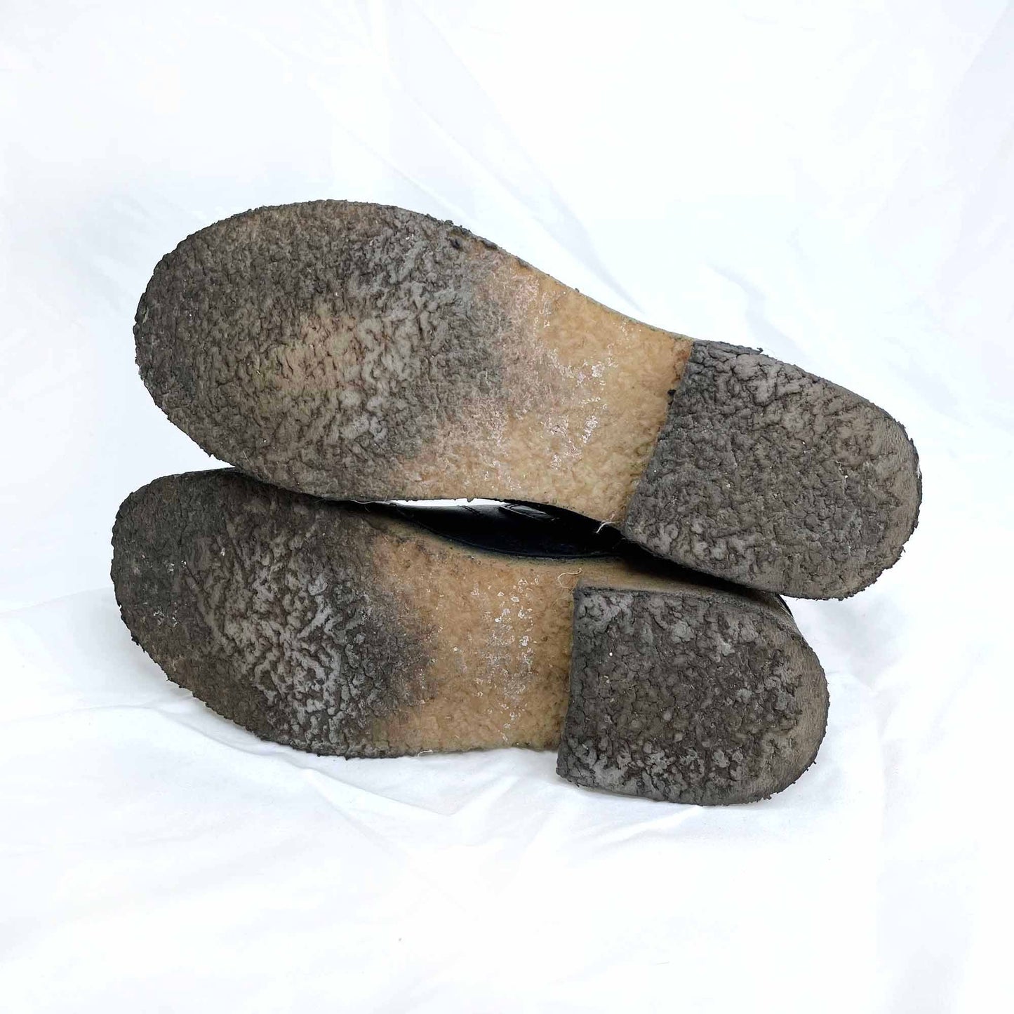 roots black leather shorty boot - size 6