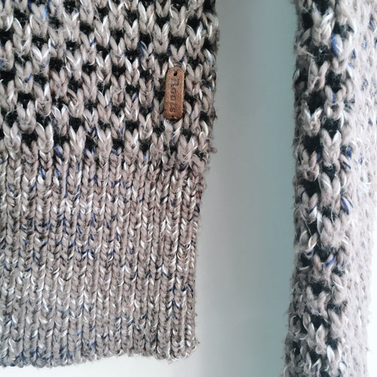 Roots Marled Sweater - size Small