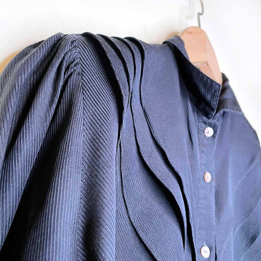 vintage singerie silk ruffle front blouse - size 6