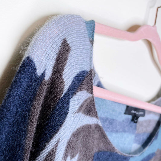 skull cashmere scout camo print skull sweater - size medium