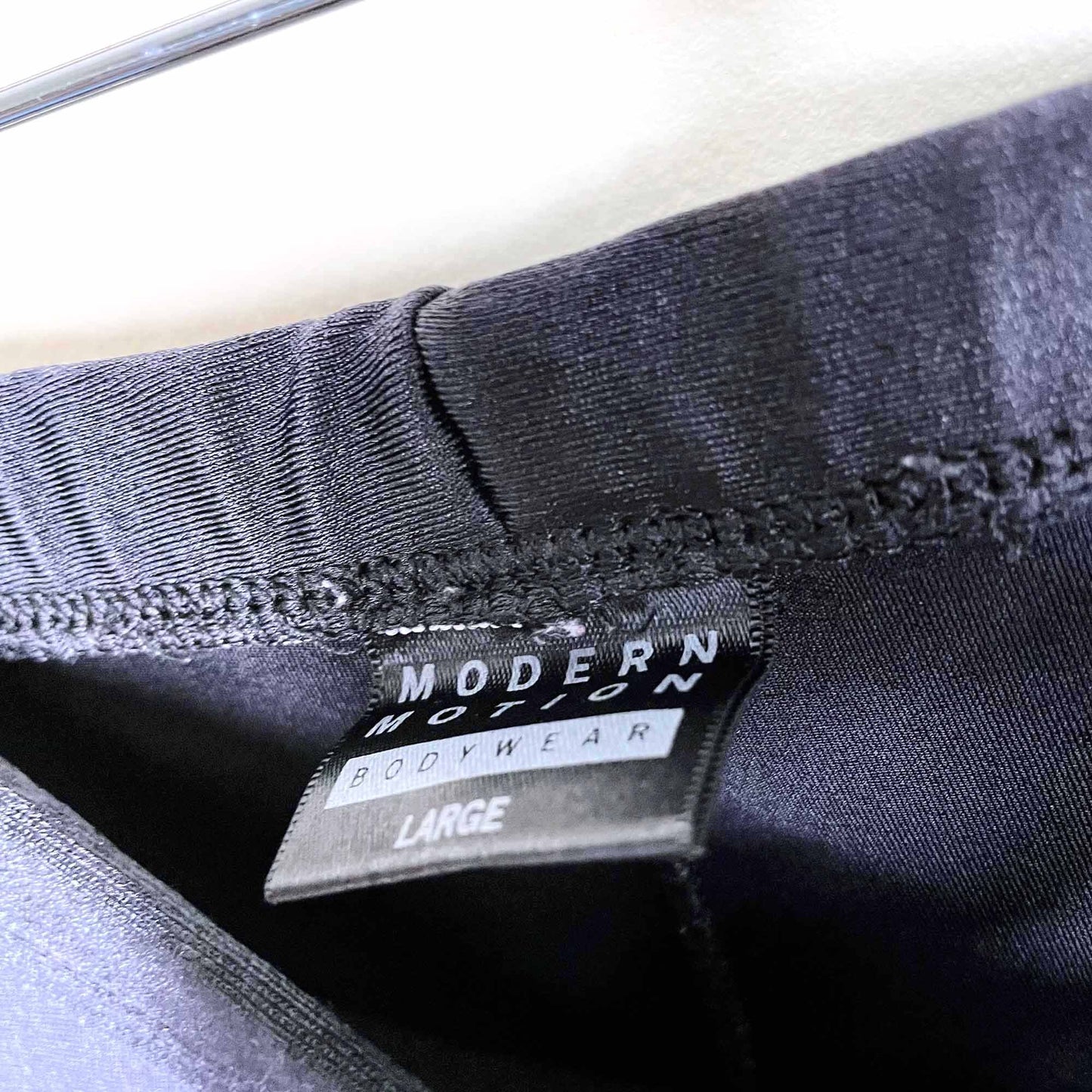 modern nation bodywear high rise long cycling spandex - size large