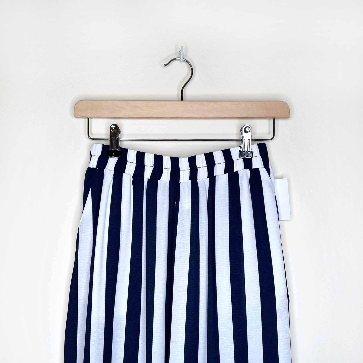 nwt red coral high rise striped pull-on wide leg palazzo pants - size small