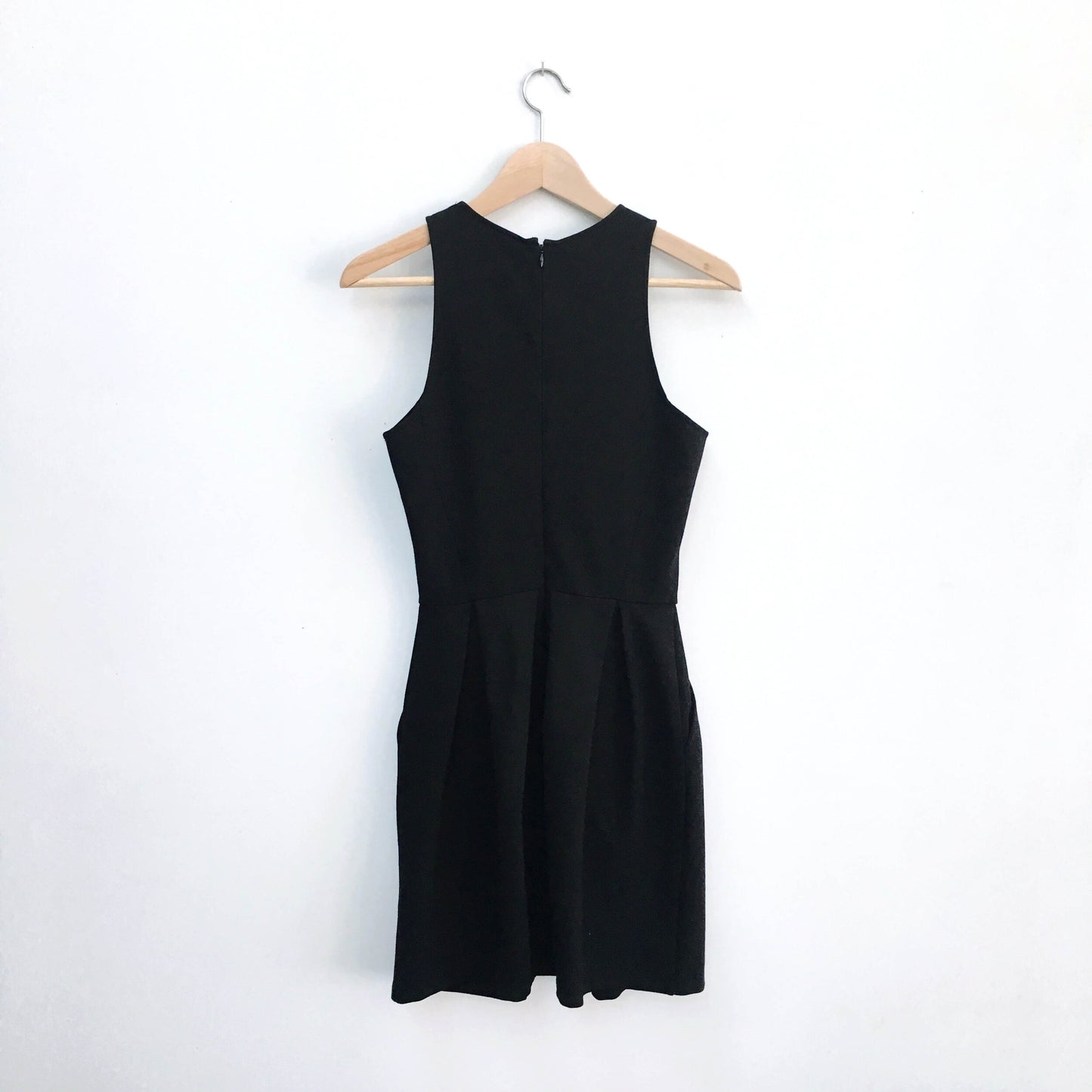 Aritizia Sunday Best Tartine dress - size 2