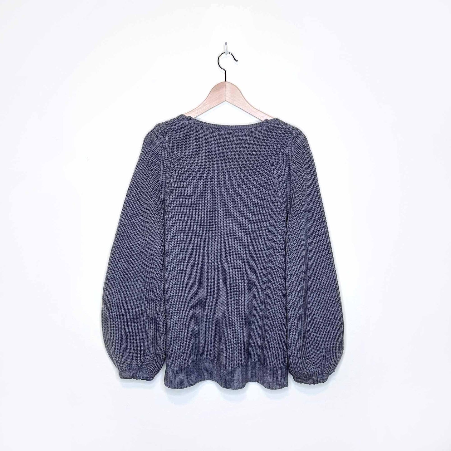 babaton valadon merino wool v-neck ribbed balloon sleeve sweater - size xs