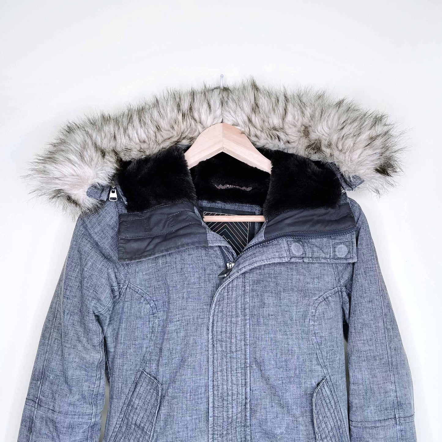 tna grey aspen winter parka with faux fur hood - size xxs