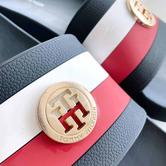 tommy hilfiger pool slides - size 8