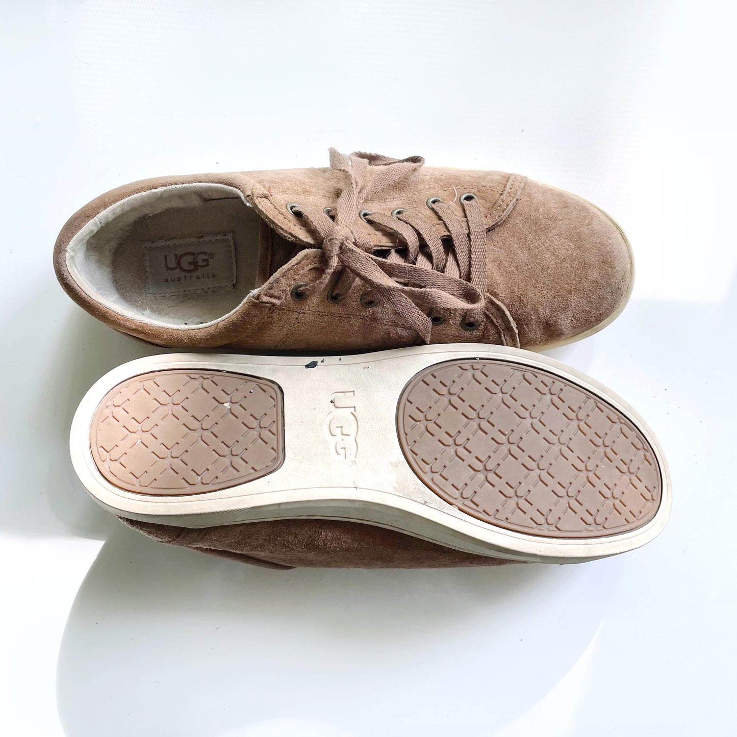 ugg australia karine suede sheepskin sneaker - size 8.5