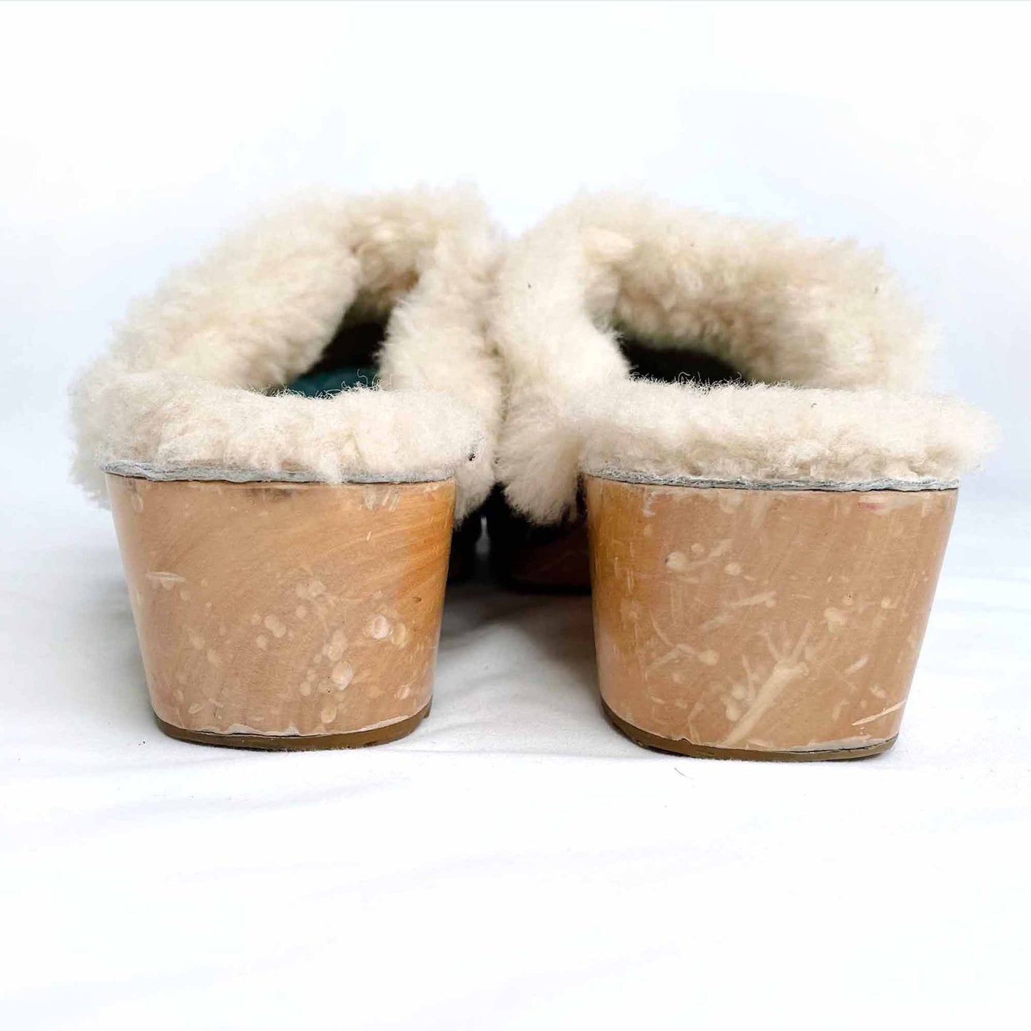 ugg sheepskin lined wooden kalie clogs - size 8