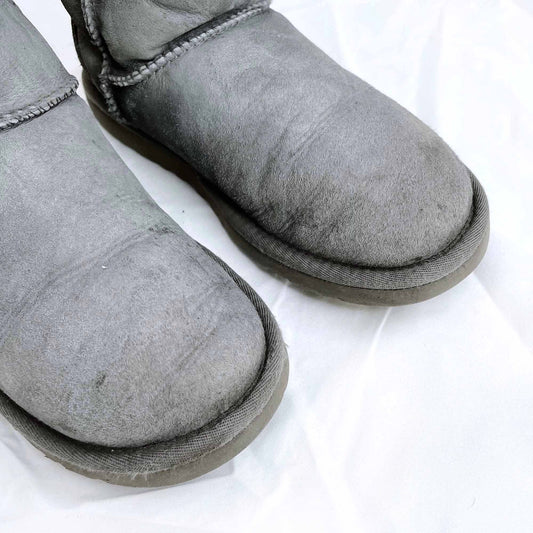 ugg classic tall grey sheepskin boots - size 6
