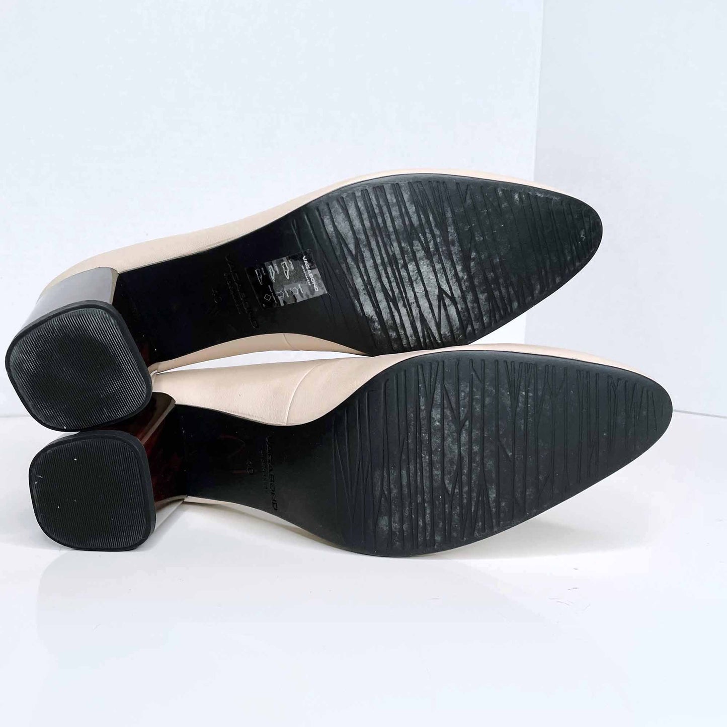 vagabond leather eve high vamp block heel pump - size 40