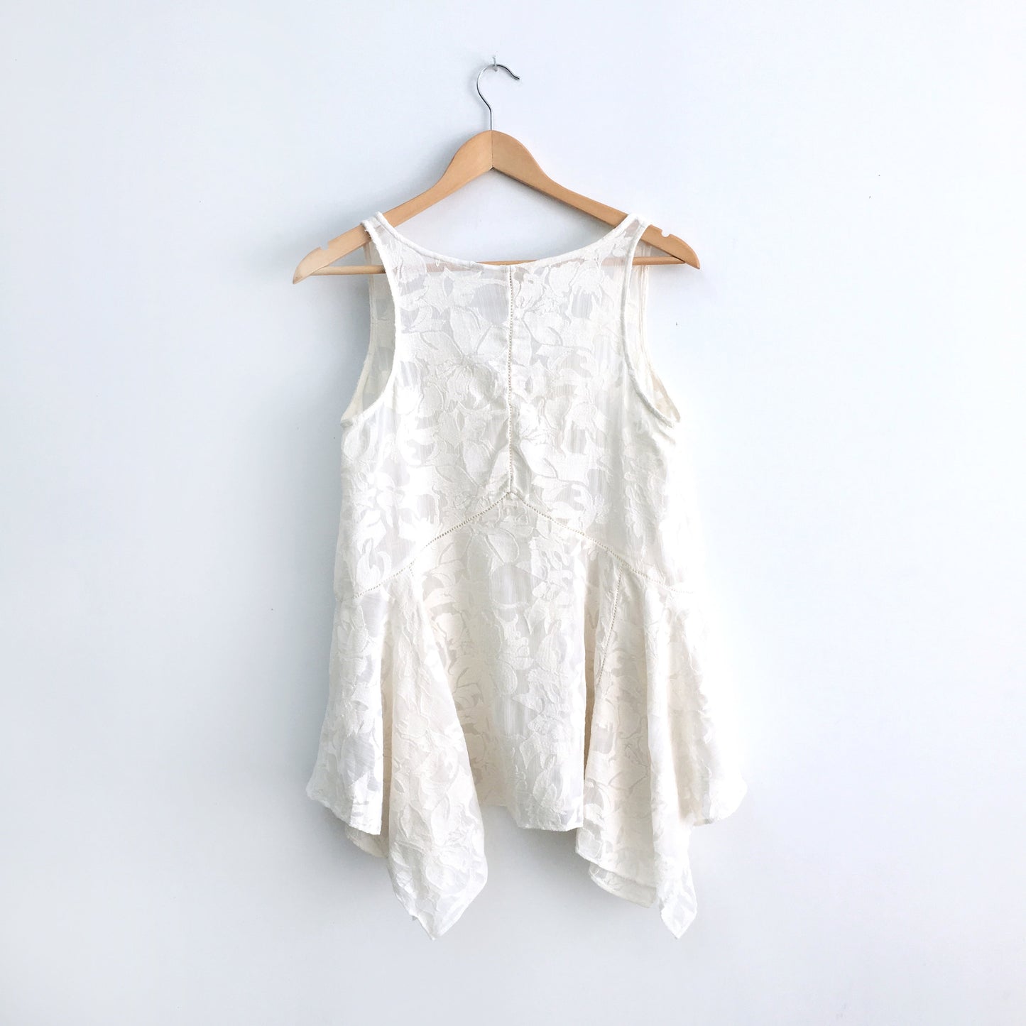Vanessa Virginia Lace Swing Tank - size Medium